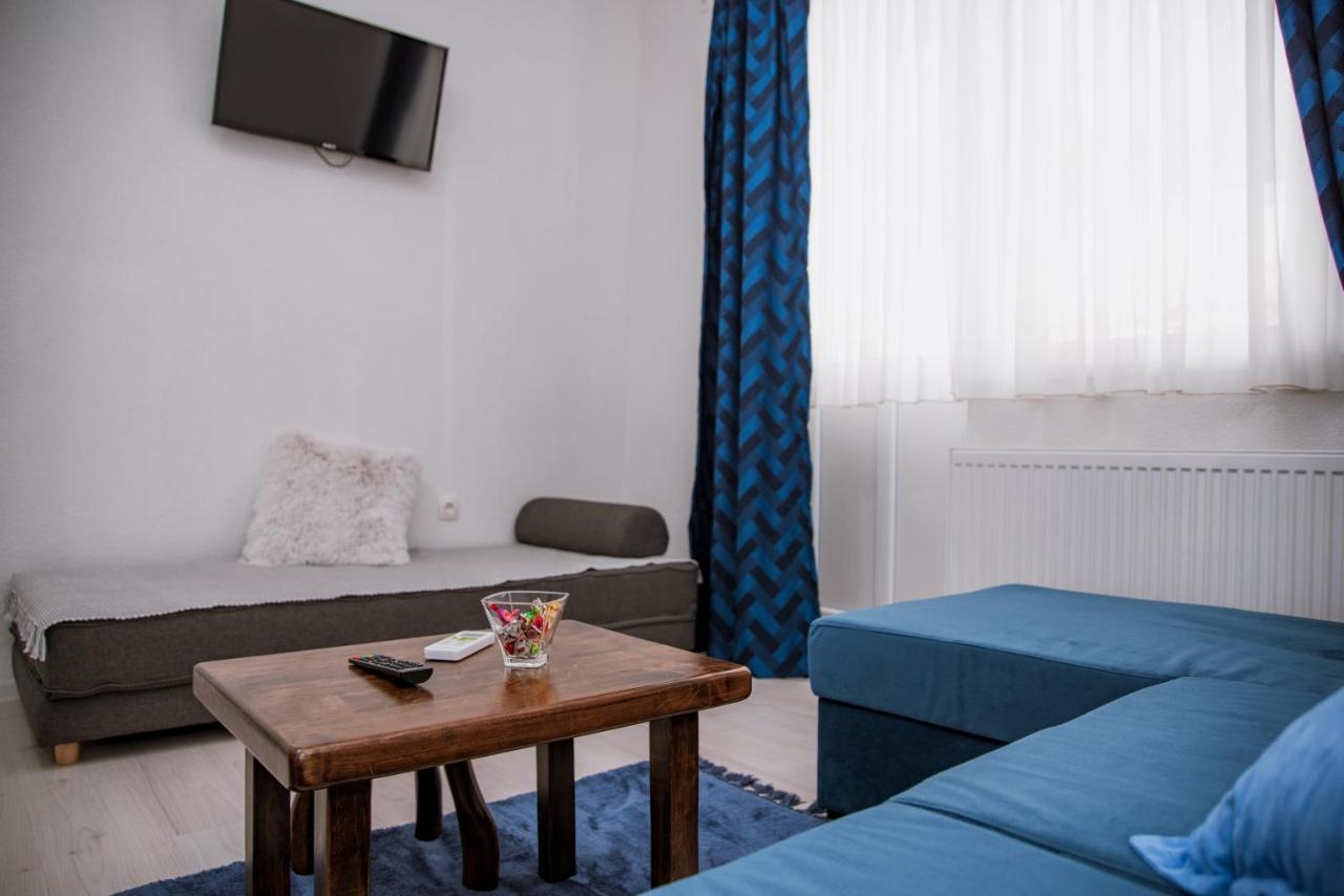 Guest House Mylan Licko Petrovo Selo Buitenkant foto