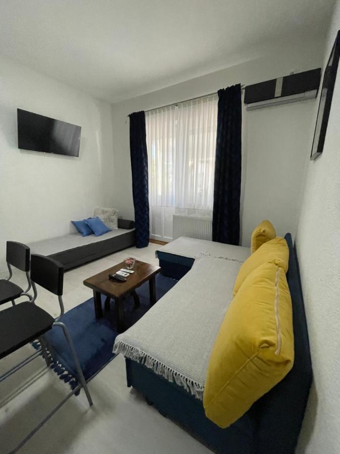 Guest House Mylan Licko Petrovo Selo Buitenkant foto