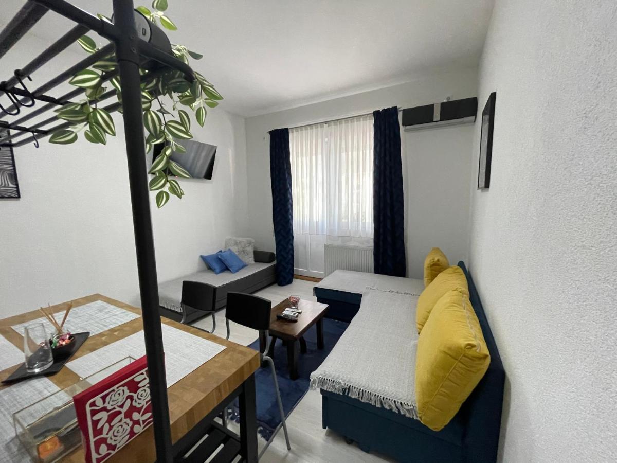 Guest House Mylan Licko Petrovo Selo Buitenkant foto
