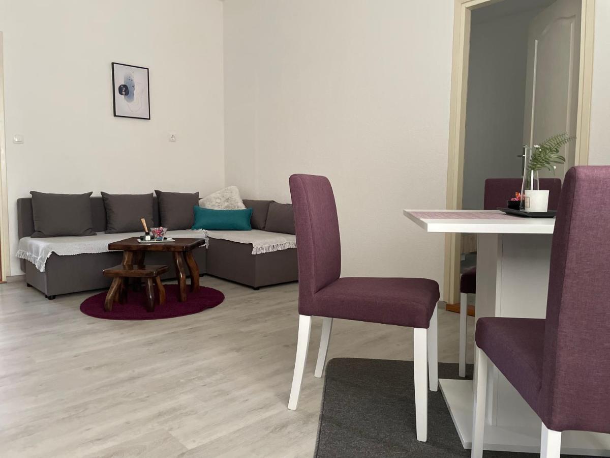 Guest House Mylan Licko Petrovo Selo Buitenkant foto